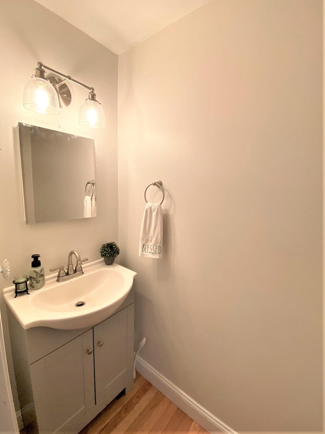 7 Atherton Ave unit 5, Nashua, NH 03064 - photo 7