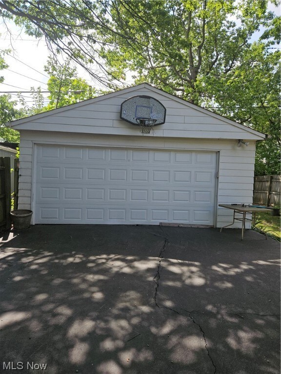 3364 Altamont Ave, Cleveland, OH 44118 - photo 3