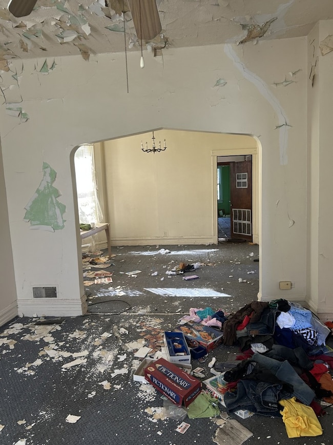 11576 S State St, Chicago, IL 60628 - photo 5