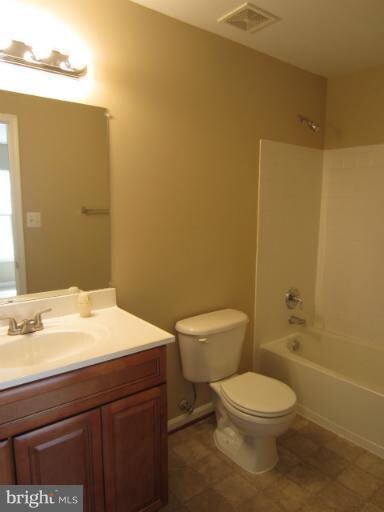 43721 Clear Lake Square unit 10, Ashburn, VA 20147 - photo 7