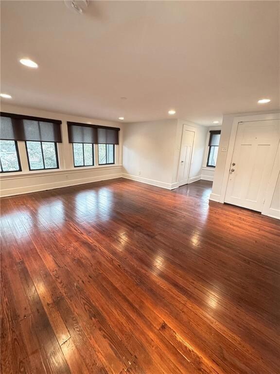Living Room. Large closet in window bay