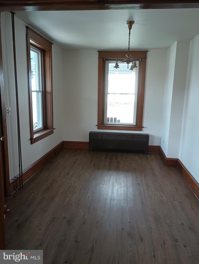 995 W Main St unit 1, New Holland, PA 17557 - photo 5