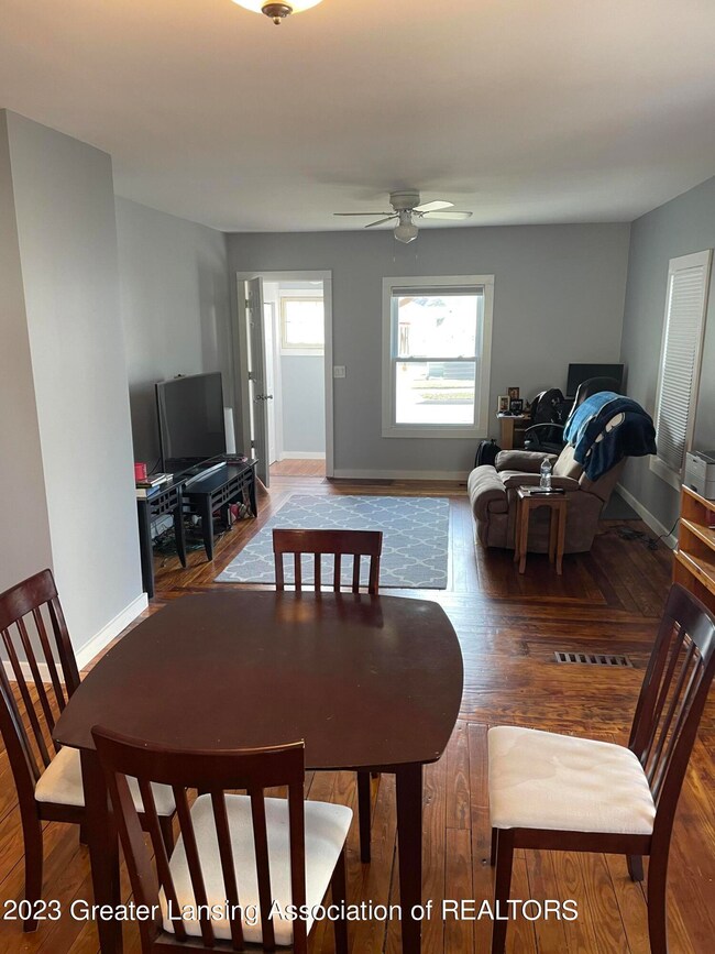 2317 Harding Ave, Lansing, MI 48910 - photo 6