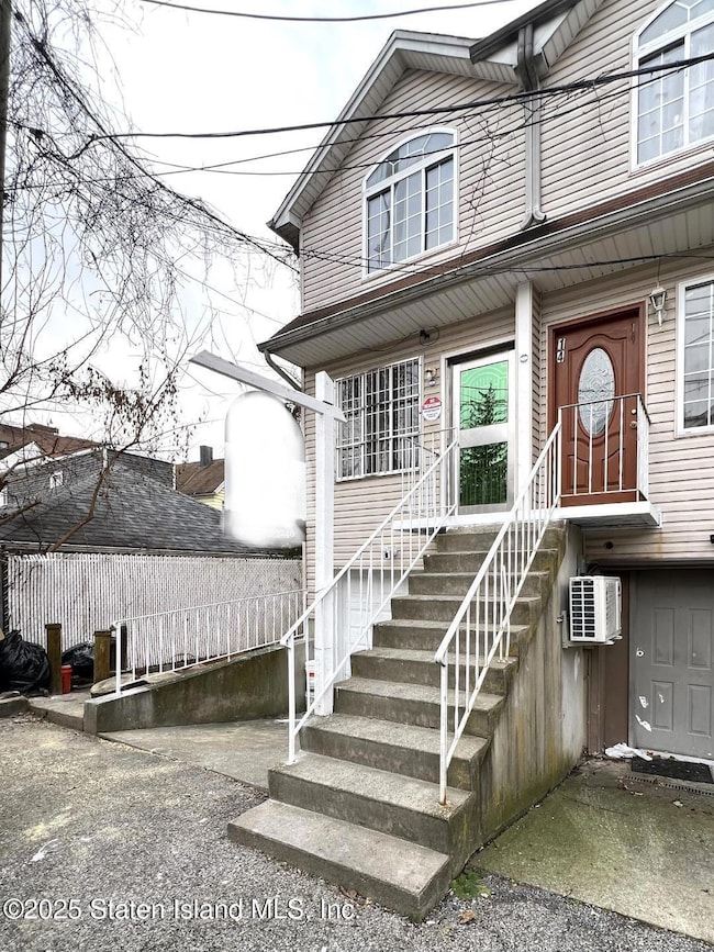 16 Mickardan Ct, Staten Island, NY 10304 - photo 2