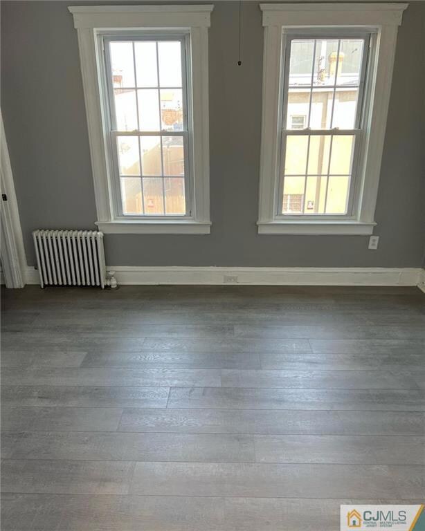 75 Atlantic St, Carteret, NJ 07008 - photo 2