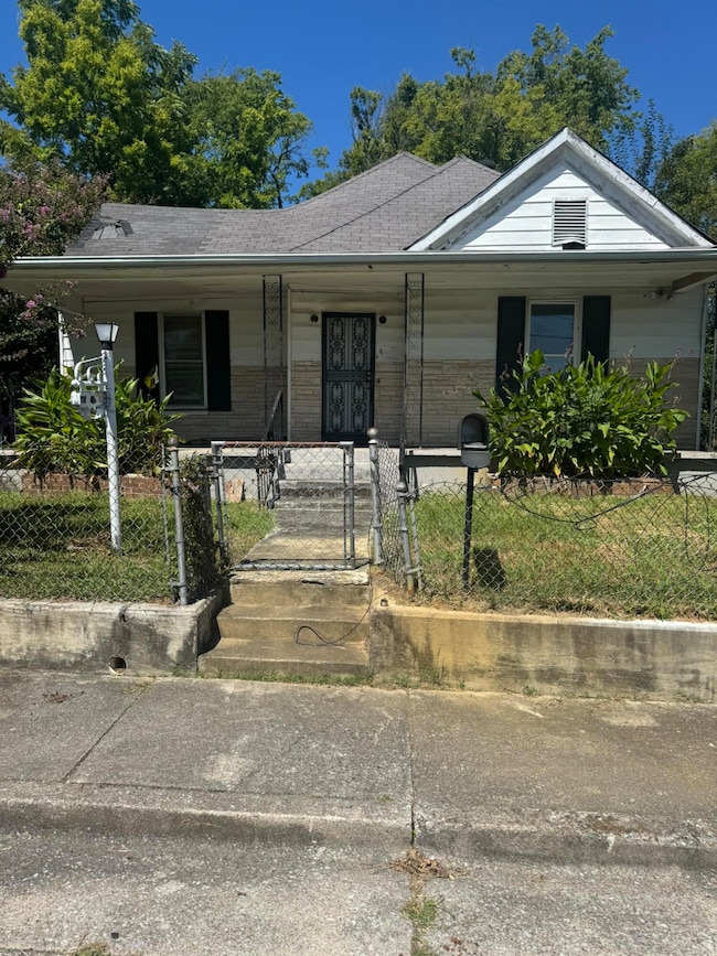 307 N Holly St, Chattanooga, TN 37404 - photo 2