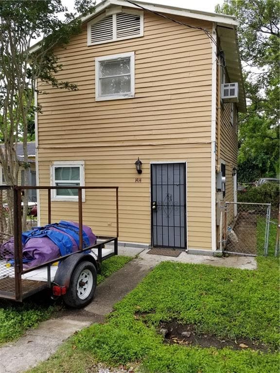 1414 Slidell Front Exterior