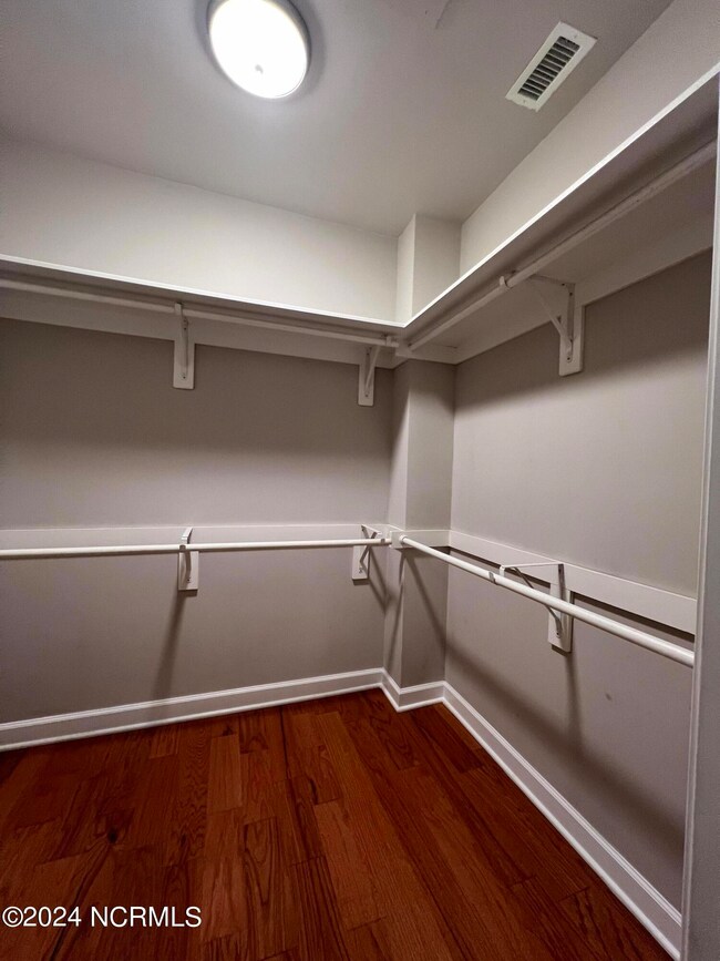 124 Walnut St unit 503, Wilmington, NC 28401 - photo 4