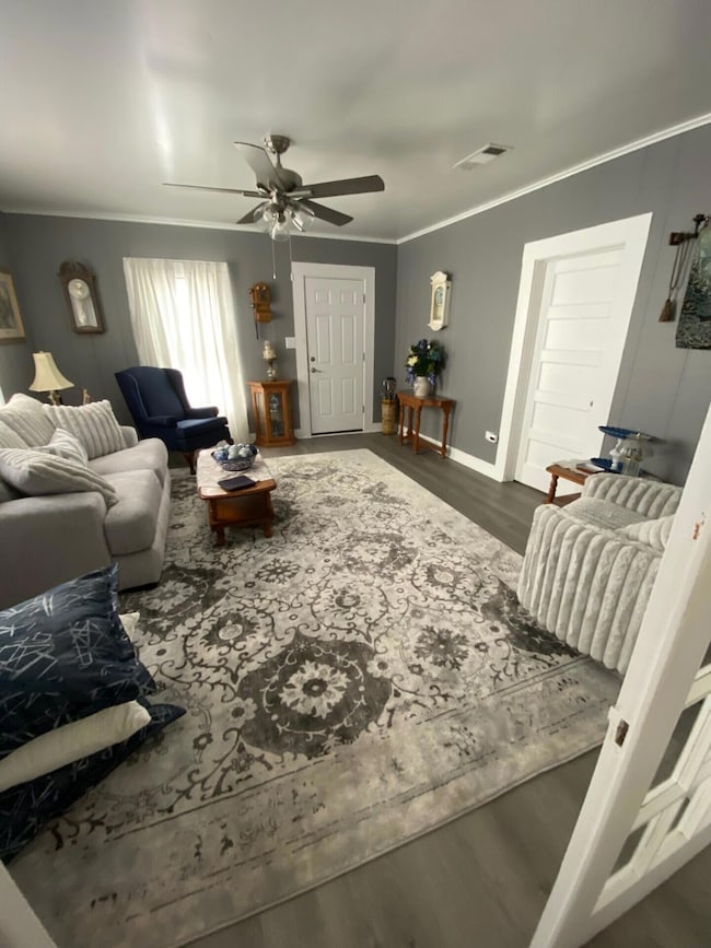 112 S Texas St unit S, Deridder, LA 70634 - photo 2