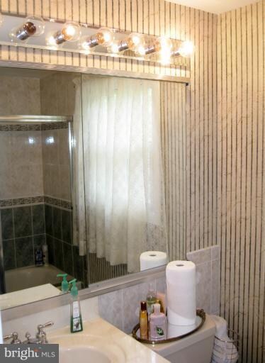 16005 Pointer Ridge Dr, Bowie, MD 20716 - photo 5