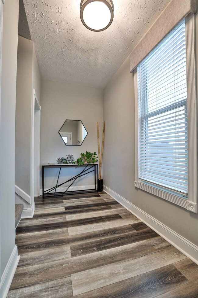 006-Foyer-2