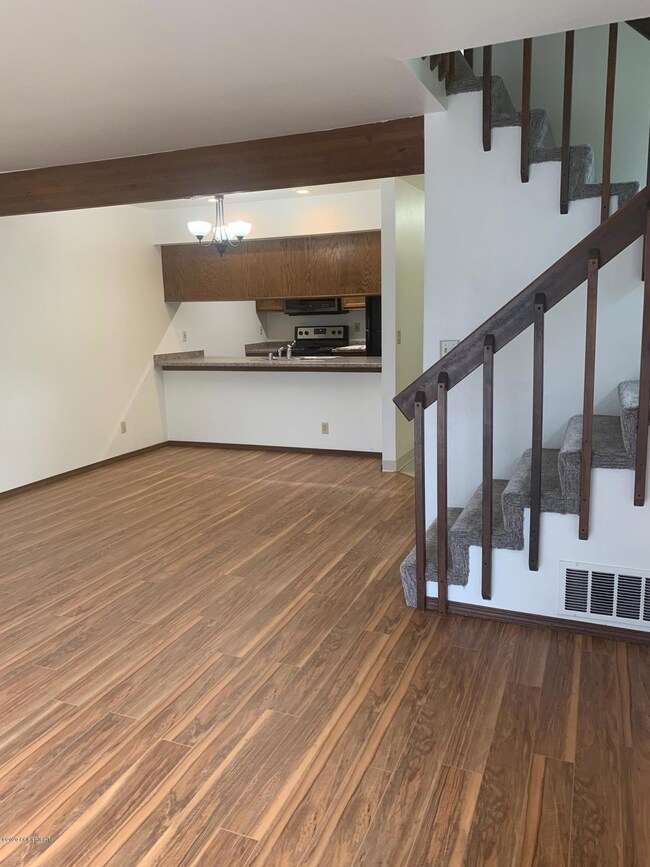 5422 Windflower Cir unit A, Anchorage, AK 99507 - photo 7