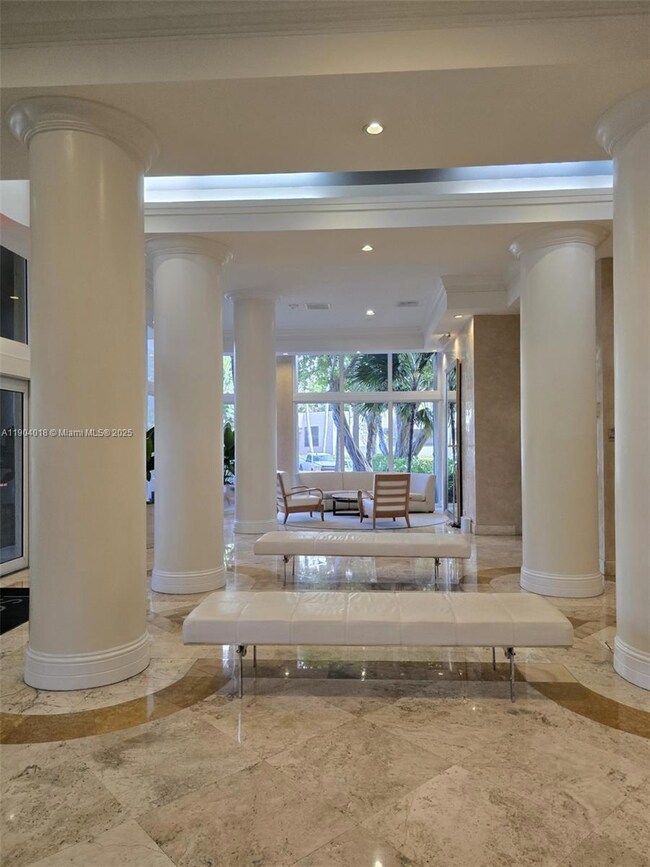 Isola Brickell Key unit 2108, Miami, FL 33131 - photo 2