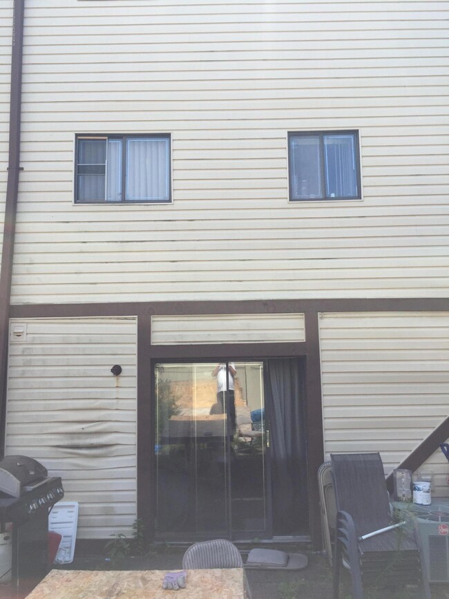 37 Dreyer Ave unit A, Staten Island, NY 10314 - photo 2