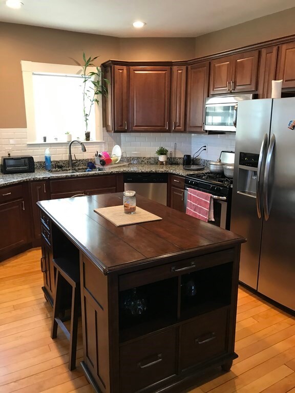 129 Litchfield St, Brockton, MA 02302 - photo 3