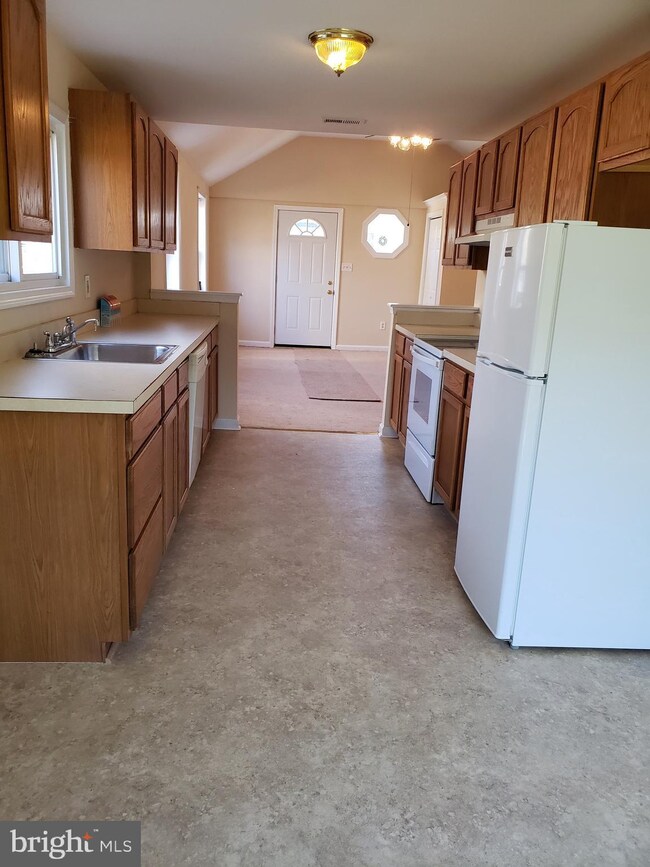 36 Overington Ave, Clementon, NJ 08021 - photo 4