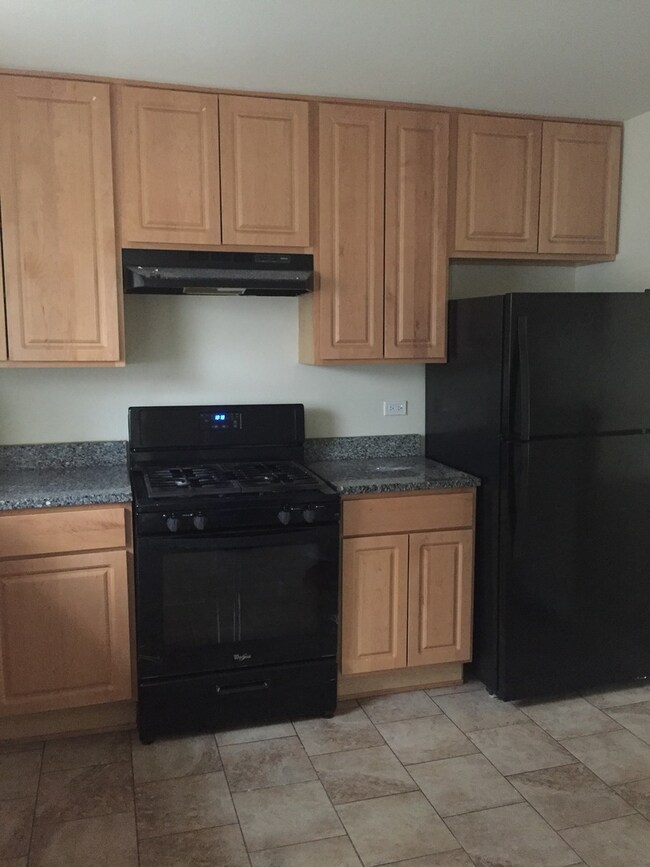 17770 Central Park Ave, Country Club Hills, IL 60478 - photo 3