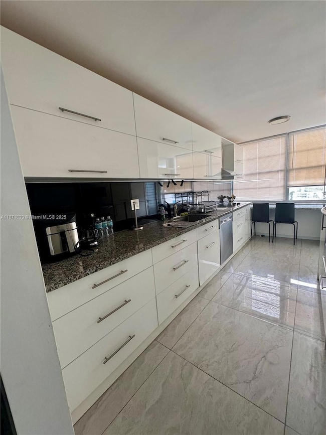 18071 Biscayne Blvd unit 1104, Aventura, FL 33160 - photo 2