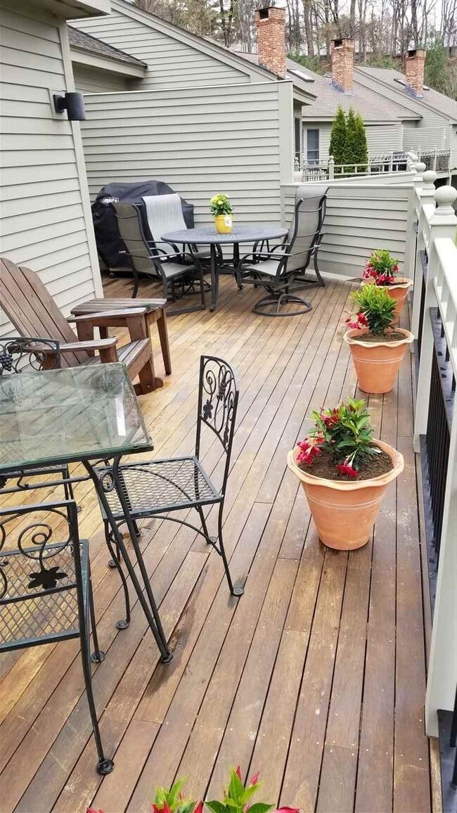 580 Murphy Rd unit 9A, Hartford, VT 05001 - photo 6