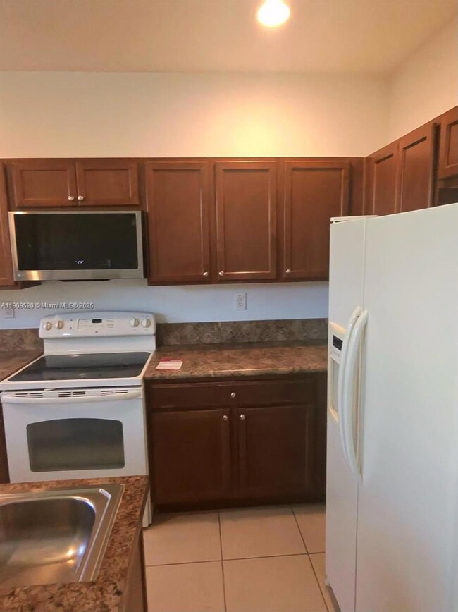 4236 SW 164th Ct unit 4236, Miami, FL 33185 - photo 4