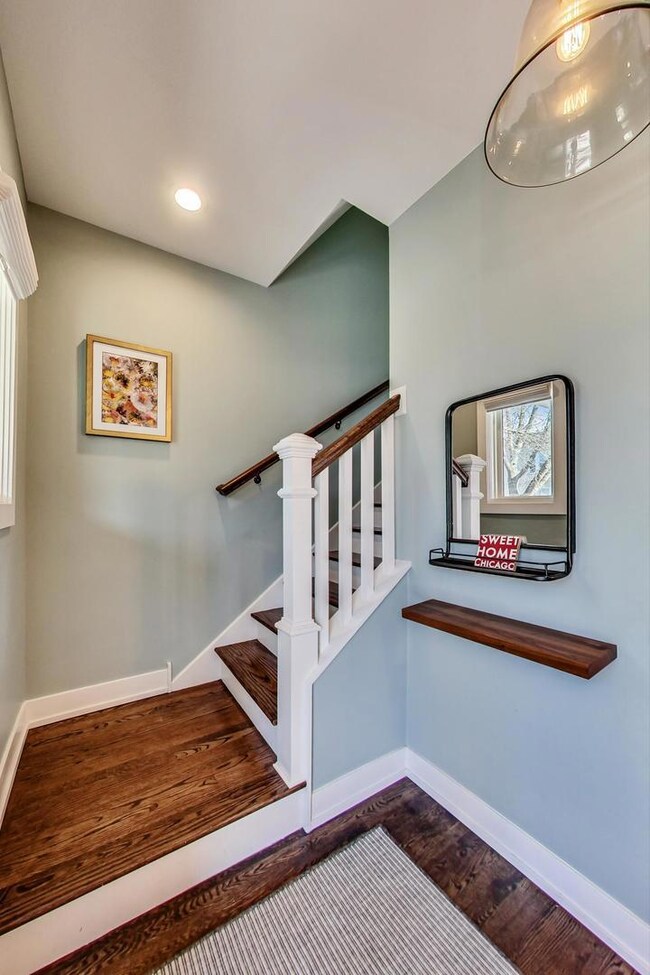 4851 N Hamilton Ave, Chicago, IL 60625 - photo 3