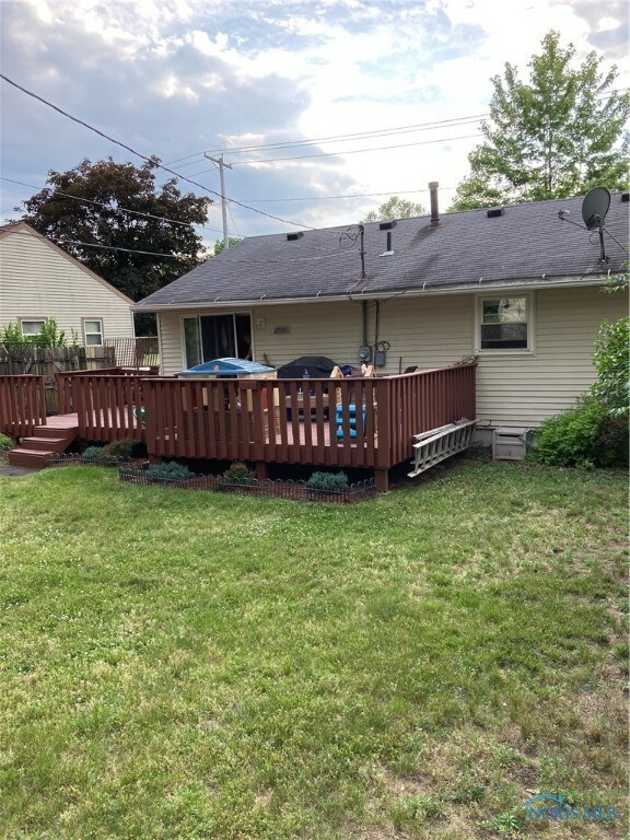 Back of house, Deck.