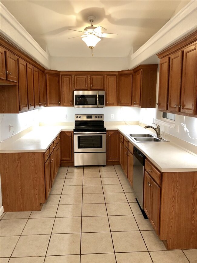 71 J R Milton Rd, Crawfordville, FL 32327 - photo 5