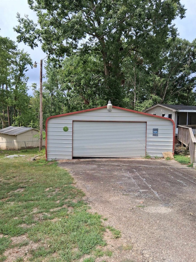 120 Frazier St, Woodruff, SC 29388 - photo 3