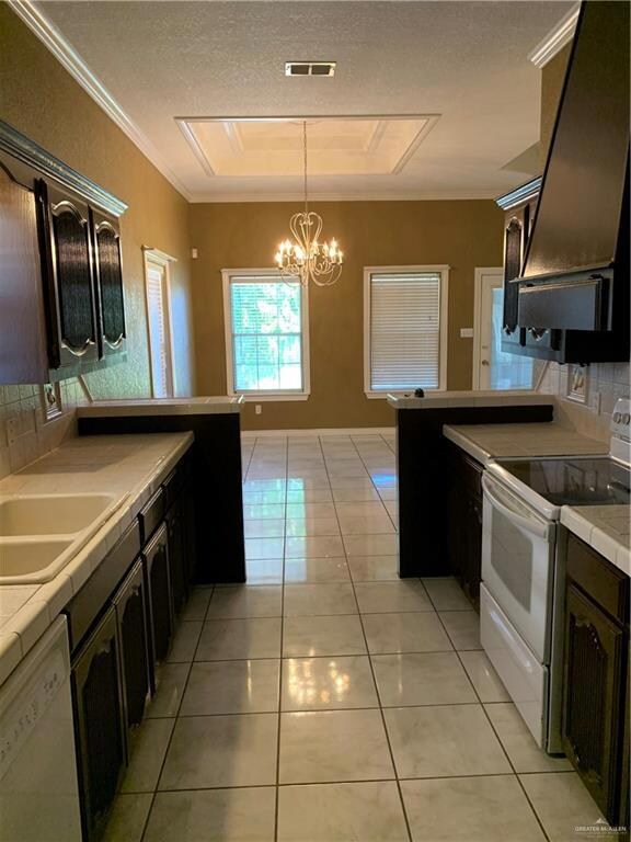 1405 La Ciniega Dr, Weslaco, TX 78596 - photo 6