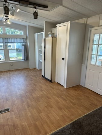 548 Kenyon Ave unit 43, Attleboro, MA 02703 - photo 6