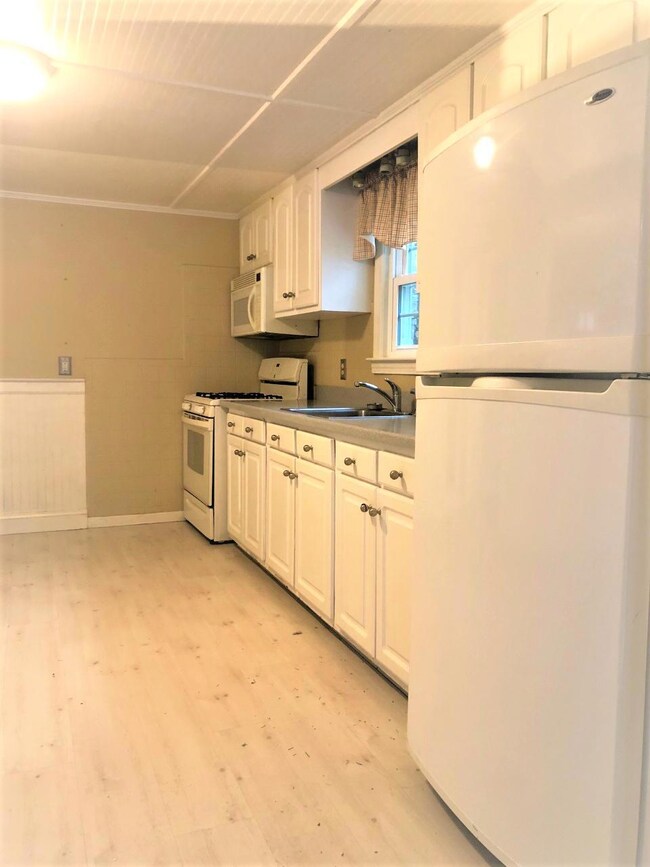 28 Newfield Ln, Yarmouth Port, MA 02675 - photo 6