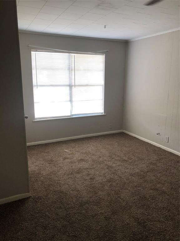 1811 Mercedes Rd, Denton, TX 76205 - photo 4