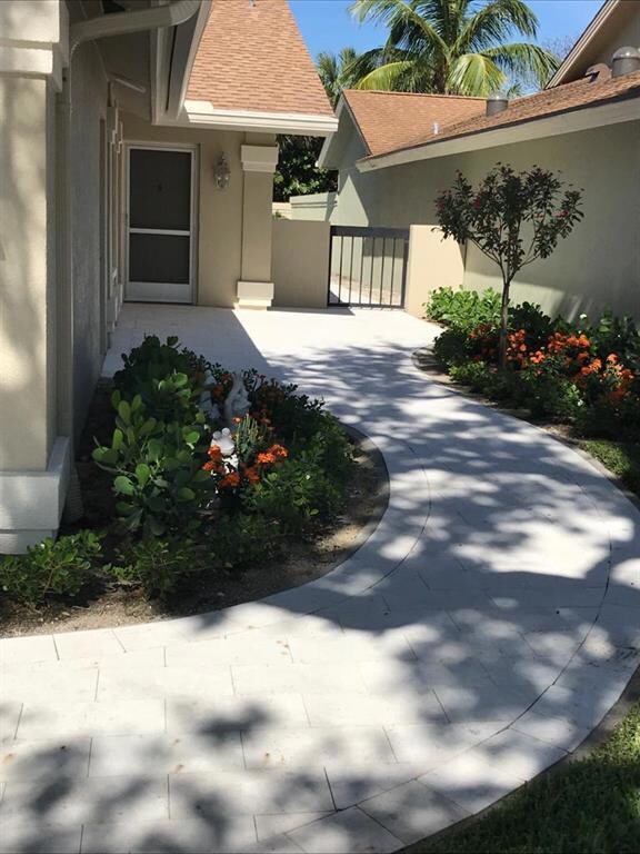 113 Sand Pine Dr, Jupiter, FL 33477 - photo 4