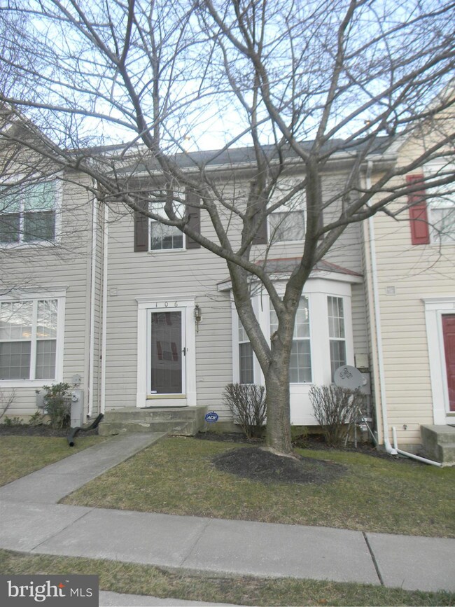106 Royalty Cir, Owings Mills, MD 21117 - photo 2
