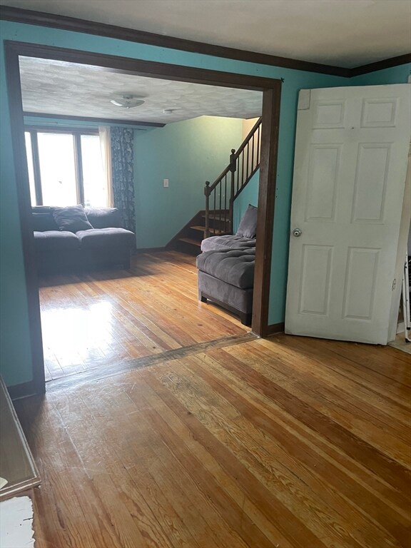 101 Laurence St, Springfield, MA 01104 - photo 7