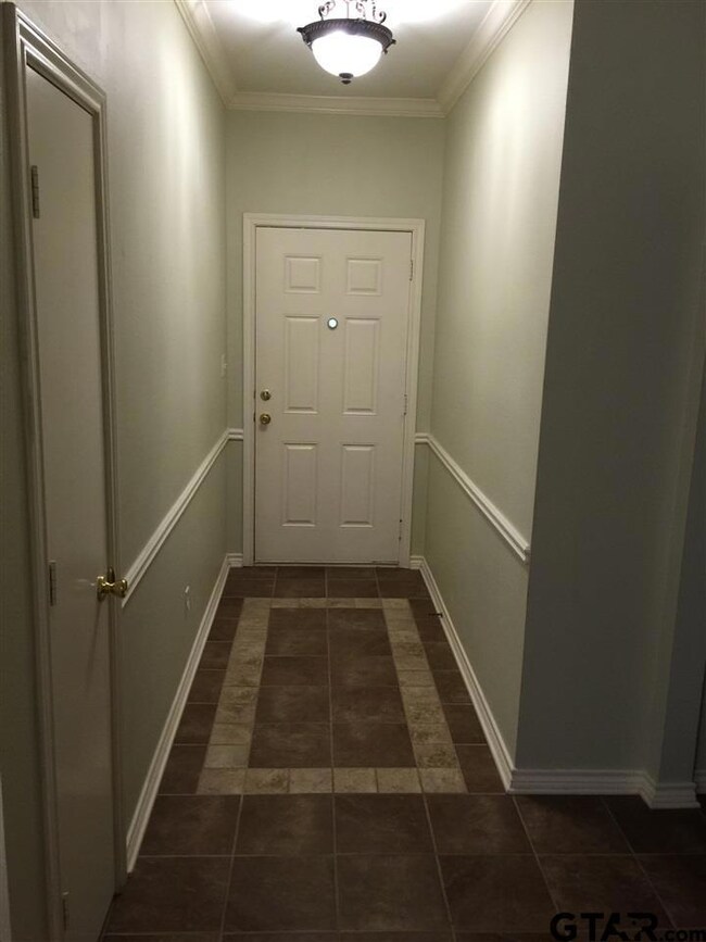 1521 1521 Rice Rd unit Q101, Tyler, TX 75703 - photo 4