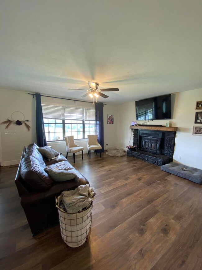 426 Bonifacious Rd, Tunnel Hill, GA 30755 - photo 7