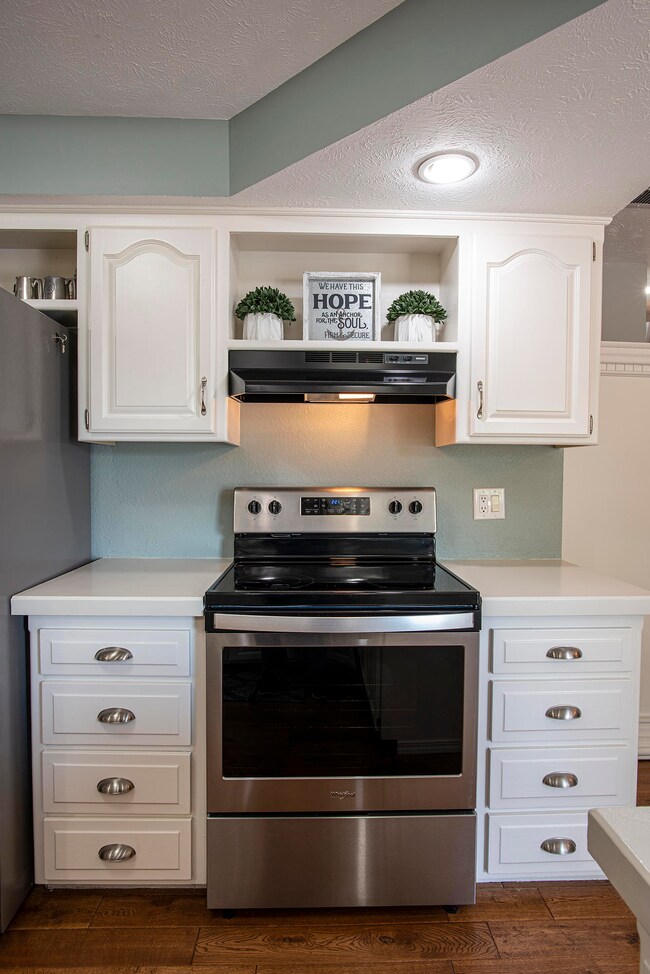 207 N 36th St, Nixa, MO 65714 - photo 6