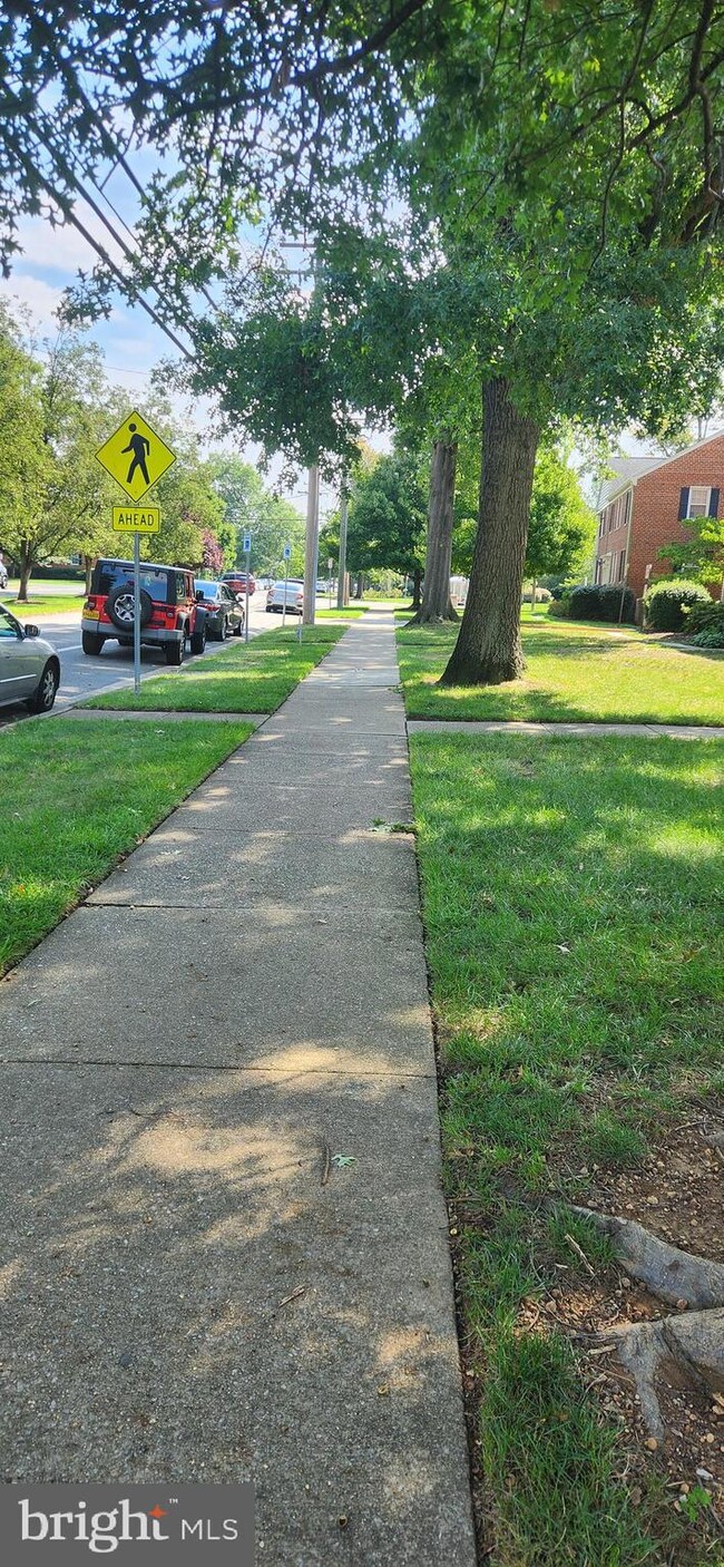 1411 Belle View Blvd unit A2, Alexandria, VA 22307 - photo 5