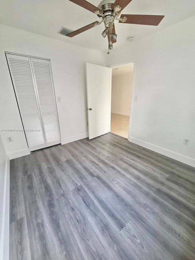 2184 NE 167th St unit 1110, North Miami Beach, FL 33162 - photo 4