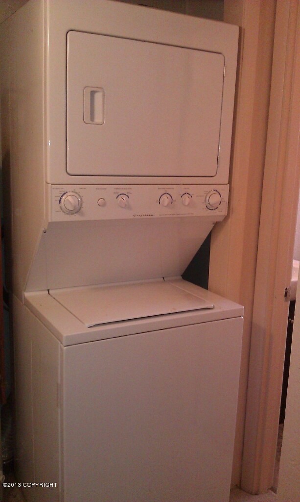 #2 Washer-Dryer