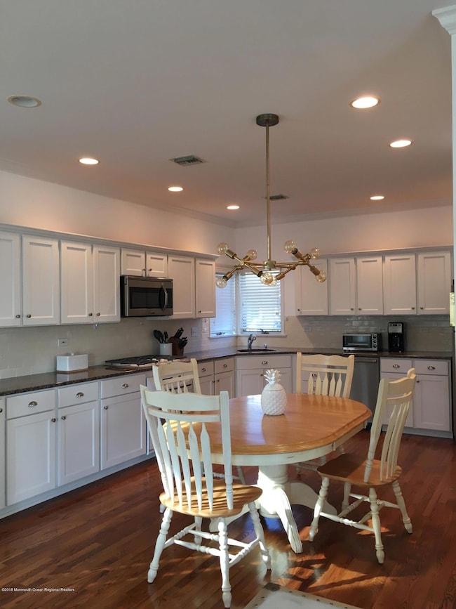 6 Cook St unit Annual, Monmouth Beach, NJ 07750 - photo 2