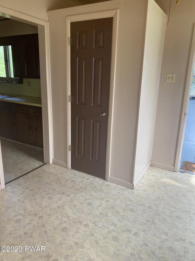 190 Lamberton Rd, Lake Ariel, PA 18436 - photo 3