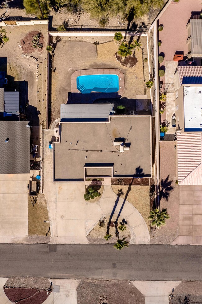 2853EdgewoodDrDrone_08