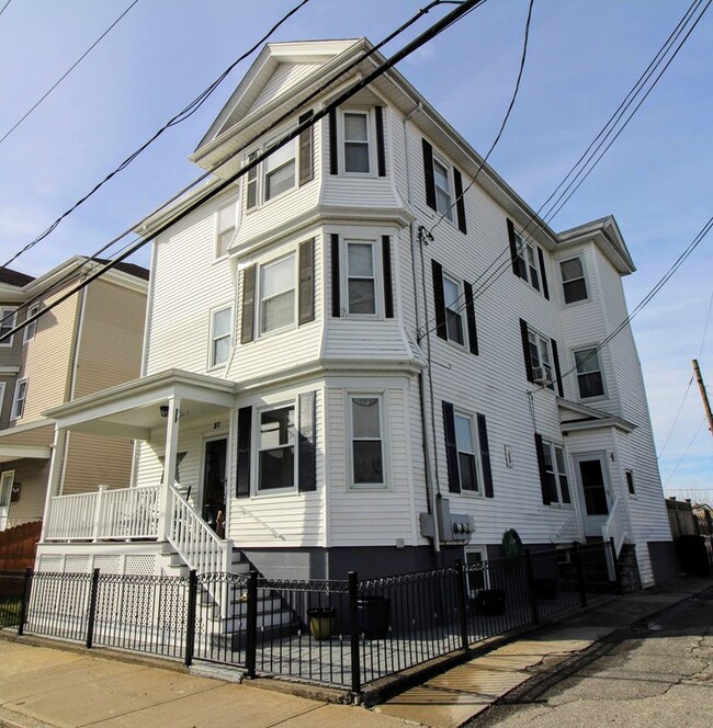 27 16th St, Fall River, MA 02723 - photo 2