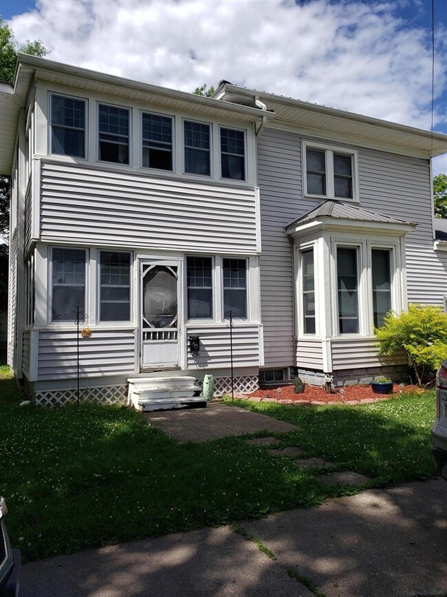 414 N West St, Bloomfield, IA 52537 - photo 2