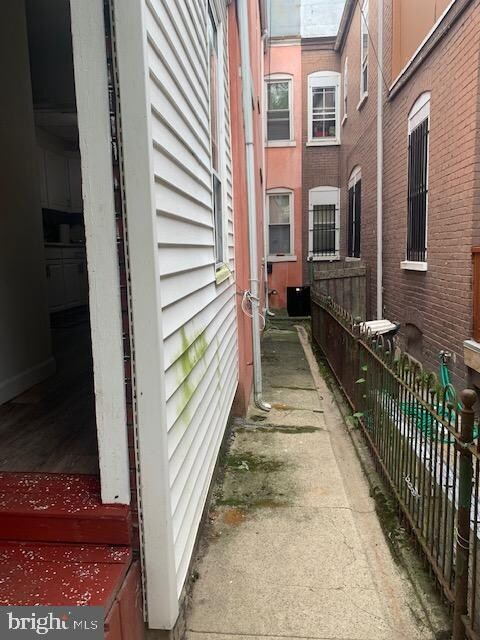 227 N 11th St, Reading, PA 19601 - photo 7