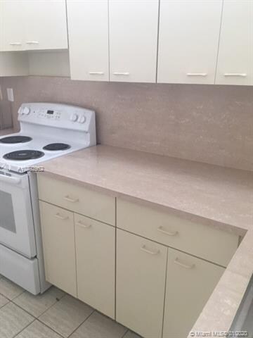 4262 SW 68th Ct, Miami, FL 33155 - photo 6