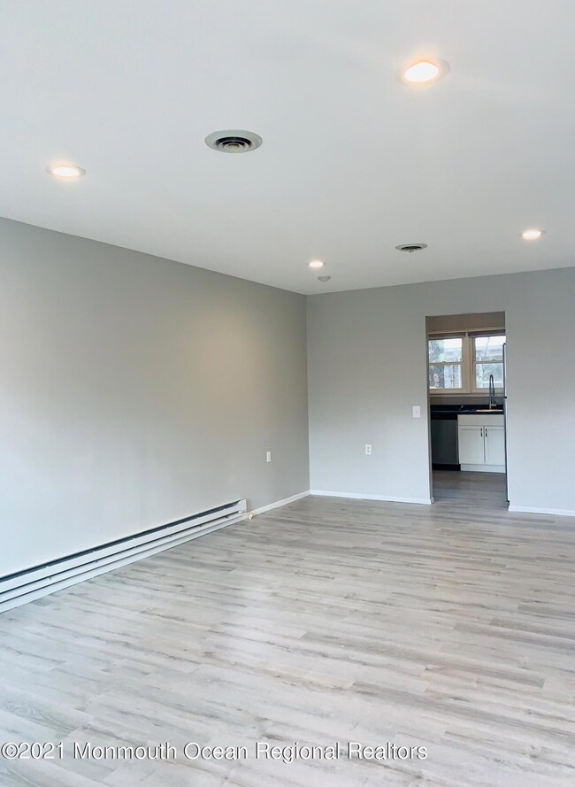 50 Norwalk Ave unit 70, Whiting, NJ 08759 - photo 3