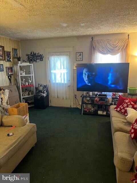 7244 Radbourne Rd, Upper Darby, PA 19082 - photo 2